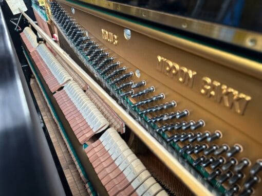 YAMAHA U3E